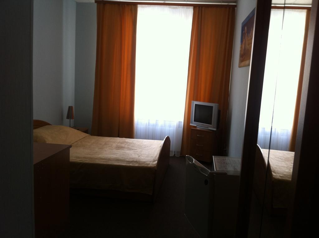 Hotel Nika Smolensk Room photo